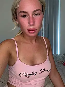 SexySaraxxoo