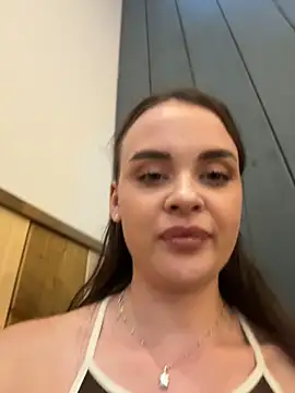KristiRich webcam
