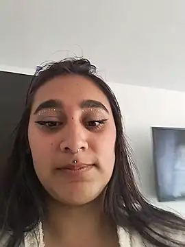 Mia_skyy18 webcam