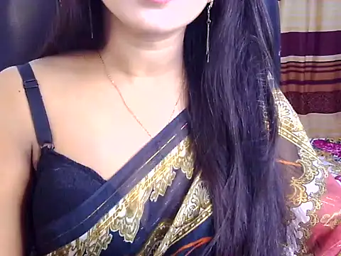 Noor_Zarin webcam