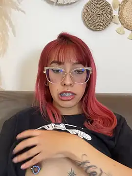 merasecretxxx - MeraSecretXXX's free webcam - UK Sex Cams