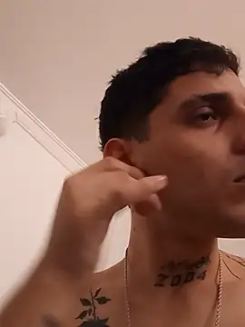boy_max_latin webcam