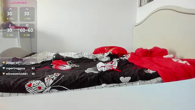 Kinky_Jessyy webcam