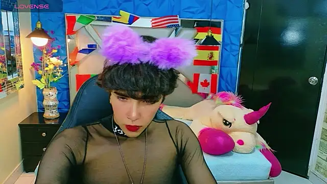 Alejandra_Raven webcam