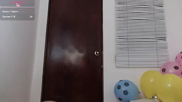 gigi_gilt_ webcam