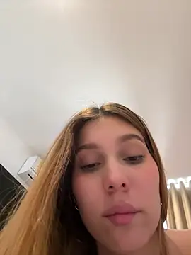 Nikii__ webcam