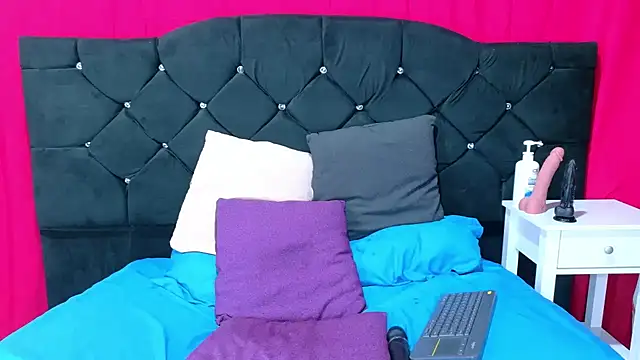 aleja_spearsx webcam