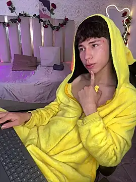 kaelwolf_tay webcam