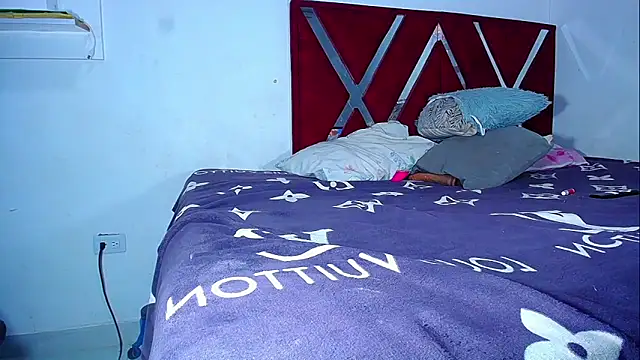 DanisaBrown webcam