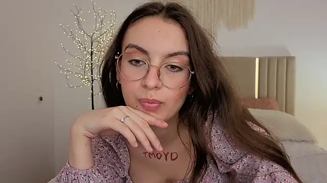 Real_cutie1 webcam