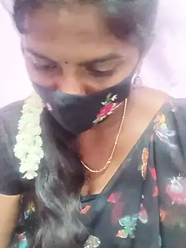 CuteDevilAnu webcam