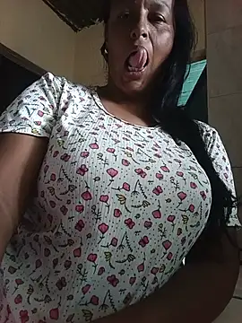 Laura20lopez live cam on StripChat