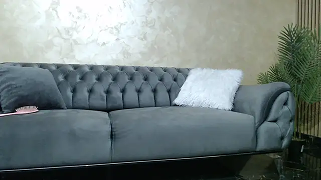 TiffanyPeretz webcam