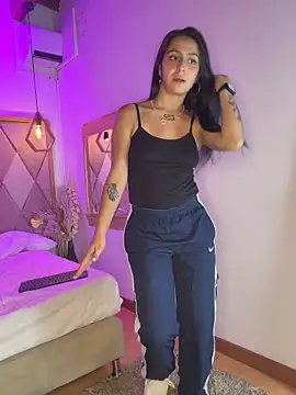 ImBastet live cam on StripChat
