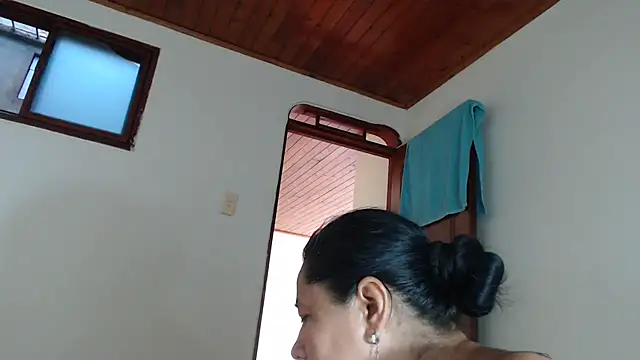 adrixxx38 webcam