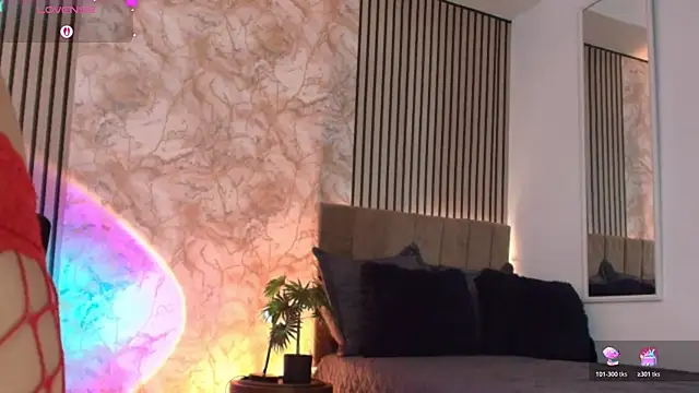 JuliRamirez webcam