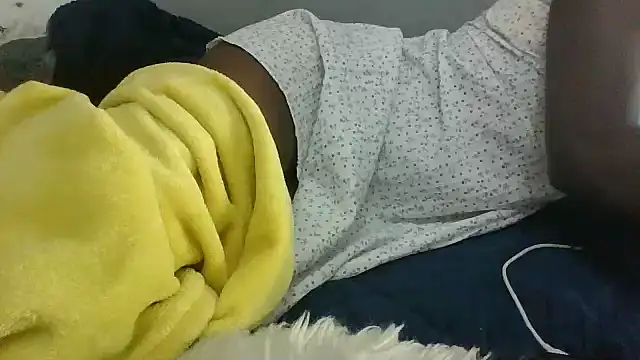 Hotbabe2345 webcam