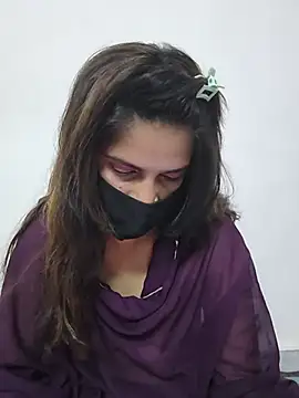 sexy_bhabhii (F young) - Last tipper name on my boobs