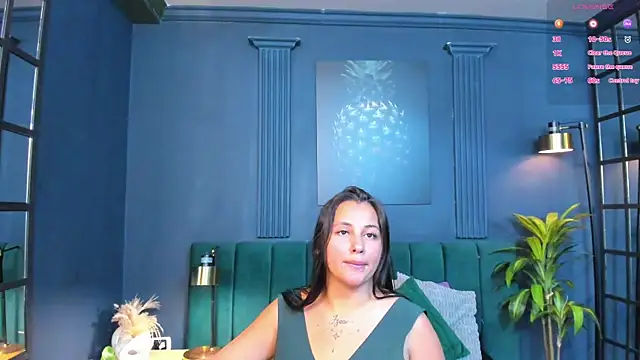 megansumer live cam on StripChat