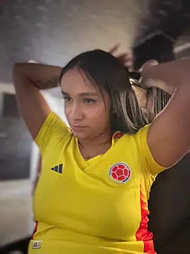 Isabella-Teen