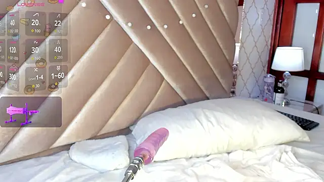 KaelSoft_ live cam on StripChat