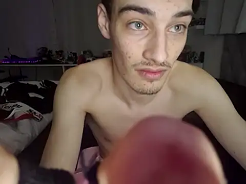 smelly-ewan-stinks (M twink) - Endless farts (5 mins)