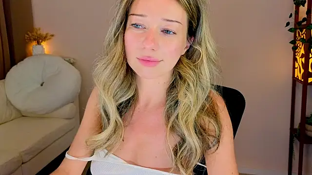 lenamuti25 (Ask my age) - TITS OUT🔥tip:101,301,501,701,1001