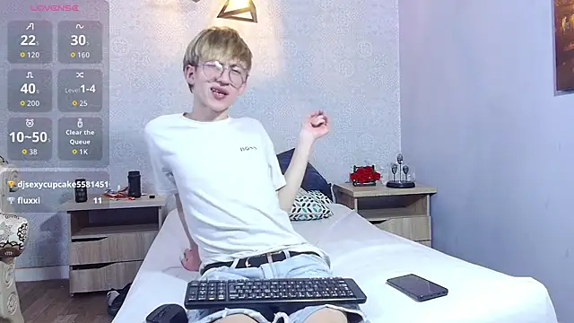 axell_stone_ (M twink) - cuck with dildo 🥵🍆