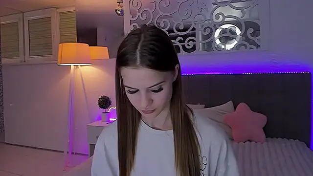 LuisaClover webcam