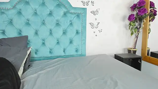 Charlie_Latino webcam