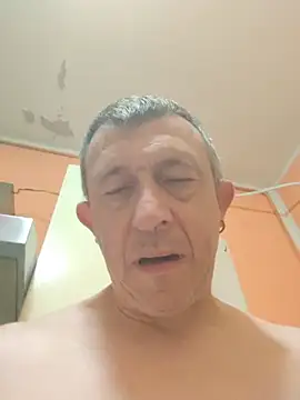 ragazzosexy77888 live cam on StripChat