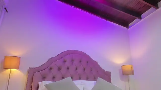 Mia_Culpa live sex cam