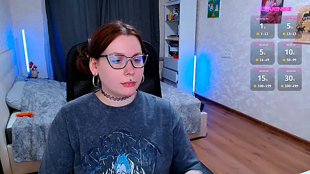 ur_geekgirl webcam