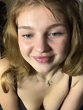 Emaline_Fane webcam