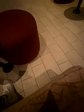 sexy7883 webcam