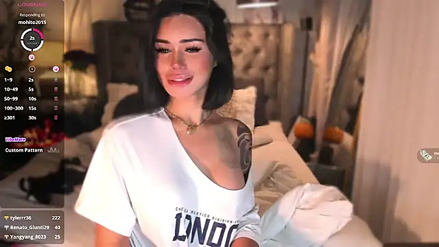 ParisianDoll live sex cam
