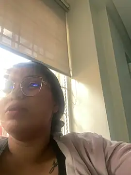 ValentinaBreats live cam on StripChat