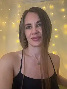 LucieMack webcam