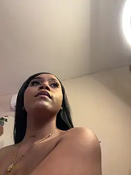 YariRose webcam