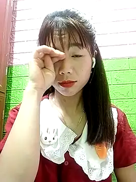 AmyLinee01 webcam