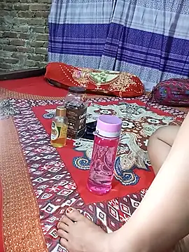Tanisha-Chy webcam