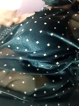 sweetylove01 webcam