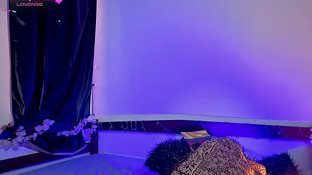 _Moon_Johnson webcam