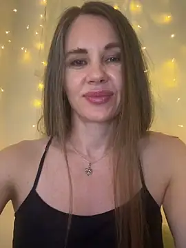 LucieMack webcam