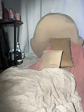 MiaFoxie_ webcam