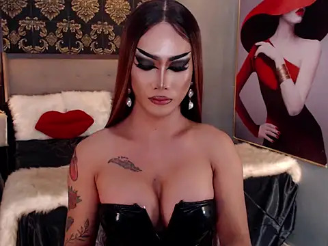 RhondaFlirtyDOM webcam
