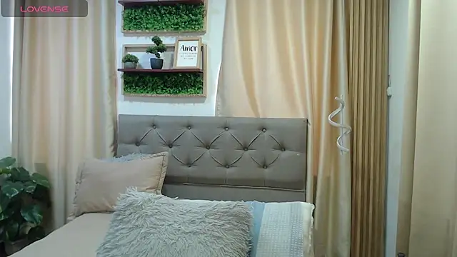 sasi_luna webcam