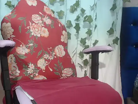 Estebanbigcock23 webcam