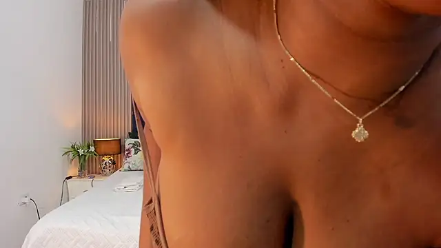 gabytyara2 webcam