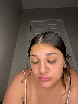 treasurebabii webcam